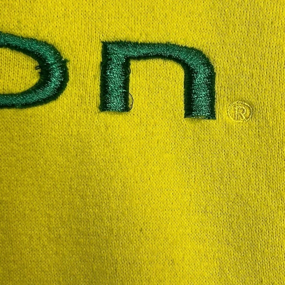 Colosseum Oregon Ducks Kids/Youth Green Embroidered Hoodie - Size L 16-18